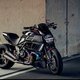 Černá keramická špičky výfuku Ducati Diavel