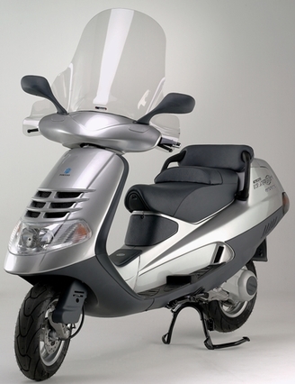 Kompletní čelní plexisklo EXCLUSIVE - Piaggio Hexagon GTX 125 2000