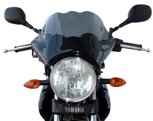 Čelní štít / plexisklo Naked - černé Yamaha YBR 125 / 250 2008 - 2010