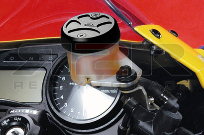 Kryt nádržky brzdové kapaliny Honda CBR 900 RR 2002 - 2004